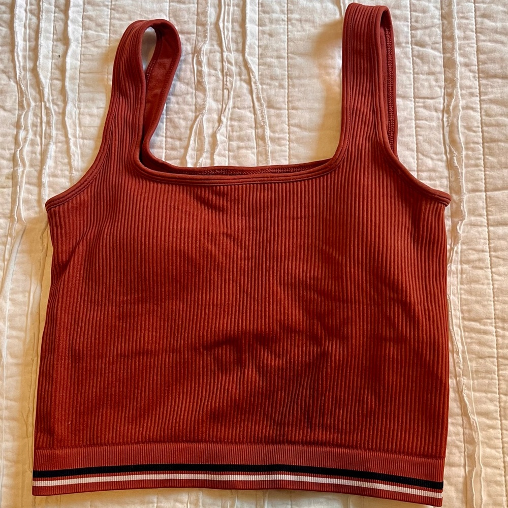 Wilson Sport Ribbed Cropped Tank Top – Rust Red – Size XS